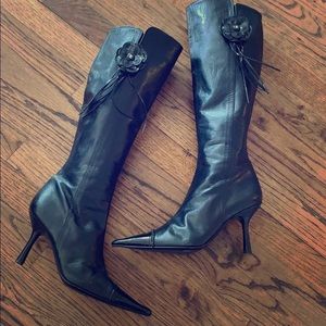 Authentic Chanel stiletto leather boots 40